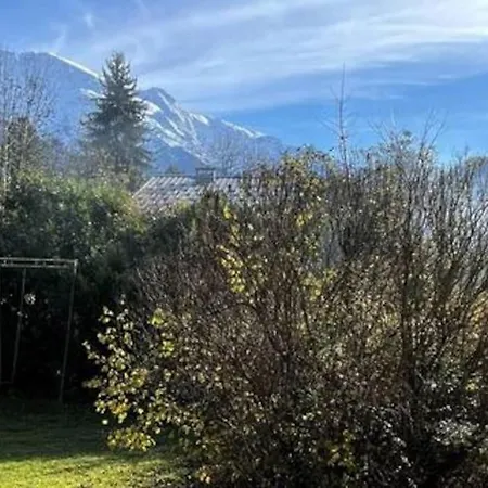 Dans - 75 M2 - 4 à 6 Personnes *