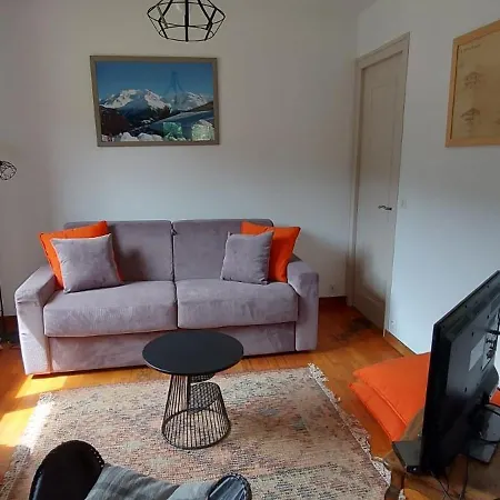 Dans - 75 M2 - 4 à 6 Personnes